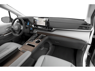 2022 Toyota Sienna XLE 8 Passenger