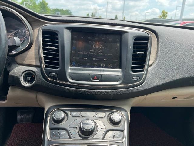 2015 Chrysler 200 C