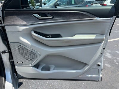 2022 Jeep Grand Cherokee Overland