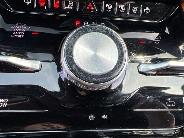 2022 Jeep Grand Wagoneer Series III