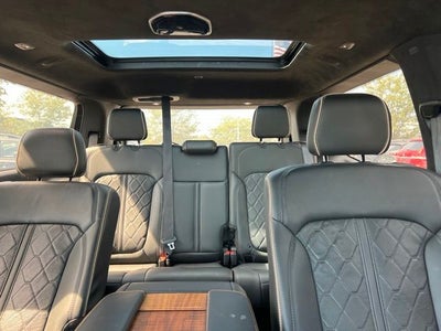 2022 Jeep Grand Wagoneer Series III