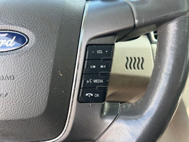 2011 Ford Taurus SEL