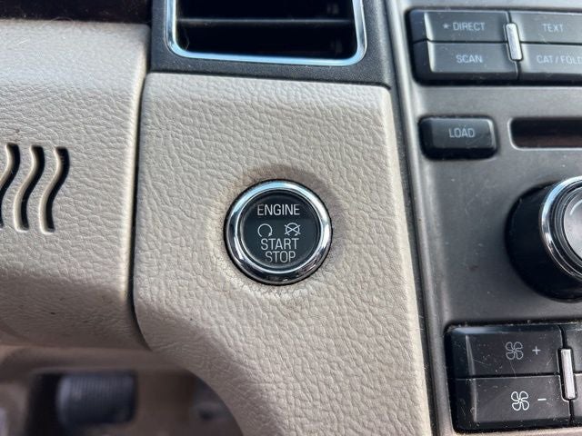 2011 Ford Taurus SEL