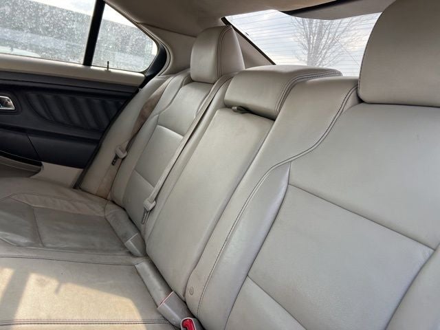 2011 Ford Taurus SEL