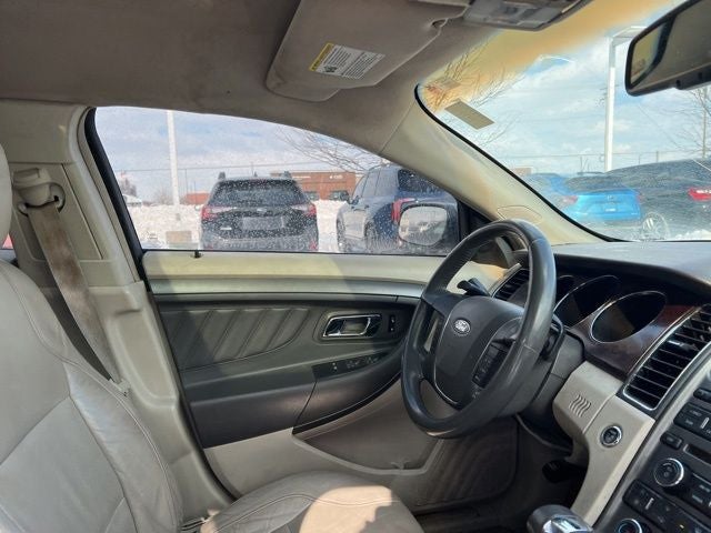 2011 Ford Taurus SEL