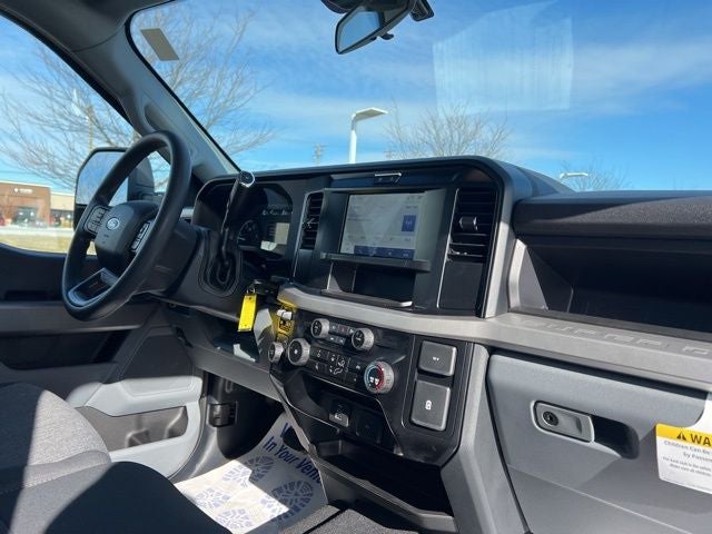 2025 Ford F-350SD XL