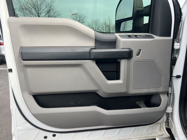 2022 Ford F-350SD XL