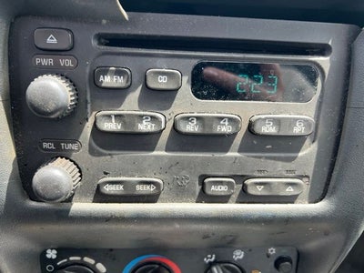 2004 Chevrolet Cavalier Base