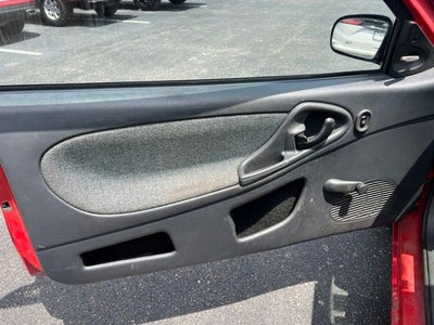 2004 Chevrolet Cavalier Base