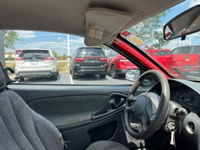 2004 Chevrolet Cavalier Base