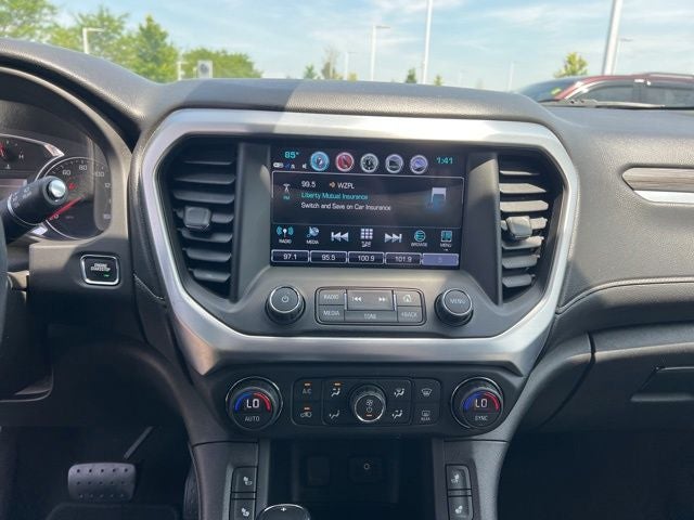 2017 GMC Acadia SLT-1