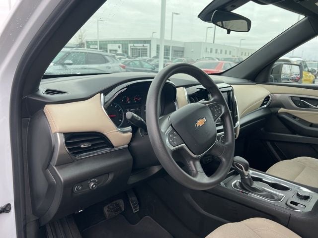 2023 Chevrolet Traverse LS