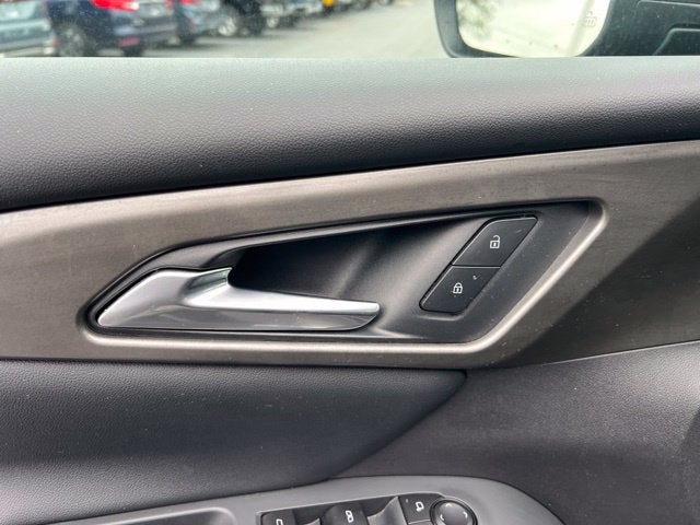 2026 Chevrolet Traverse LT 2LT