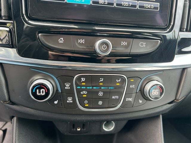 2018 Chevrolet Traverse LT Cloth w/1LT