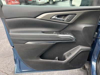 2025 Chevrolet Traverse LT 2LT