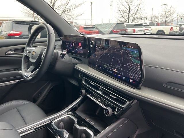 2025 Chevrolet Traverse LT 2LT