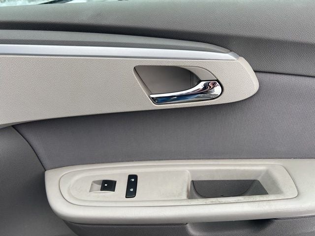 2012 Chevrolet Traverse LS