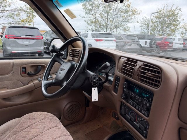 2002 GMC Sonoma SLS