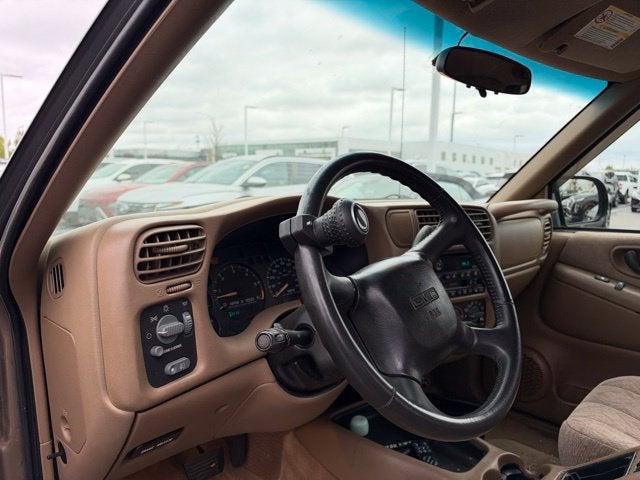 2002 GMC Sonoma SLS