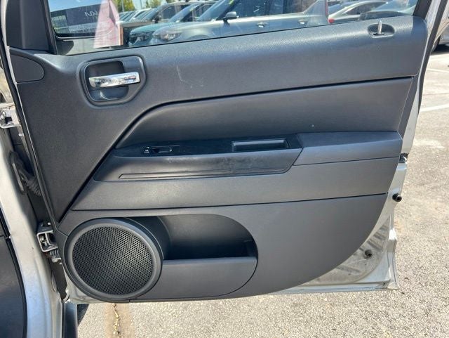 2011 Jeep Compass Base