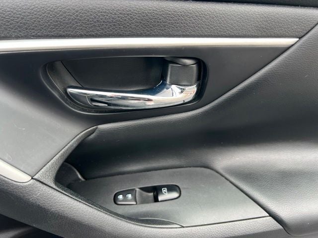 2016 Nissan Altima 2.5 SV