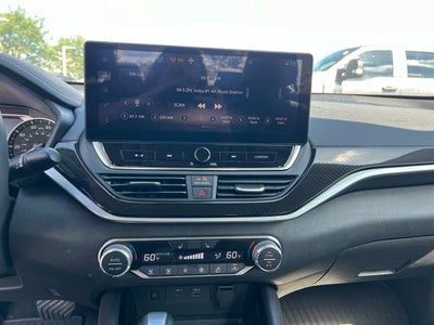 2025 Nissan Altima 2.5 SR