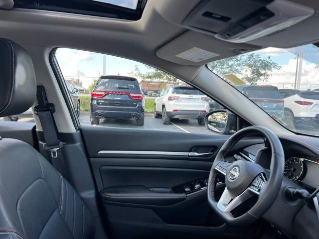 2025 Nissan Altima 2.5 SR