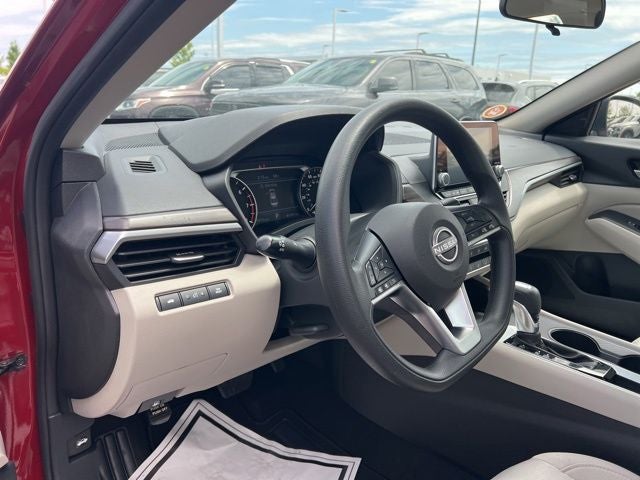 2025 Nissan Altima 2.5 SV