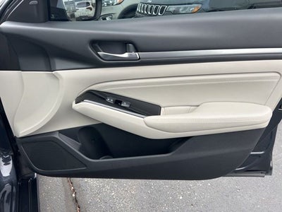 2020 Nissan Altima 2.5 SV