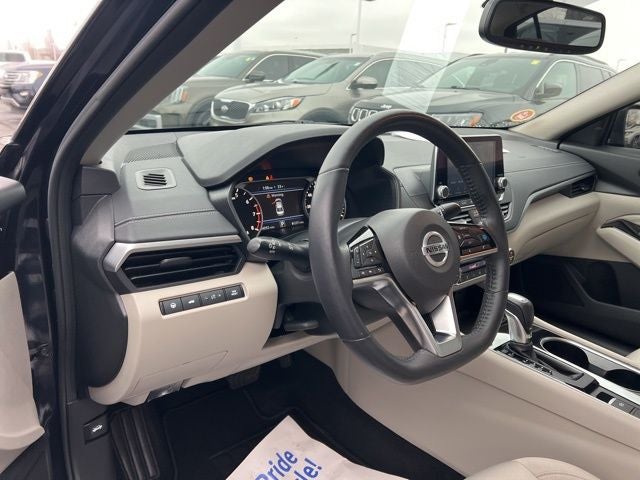 2020 Nissan Altima 2.5 SV