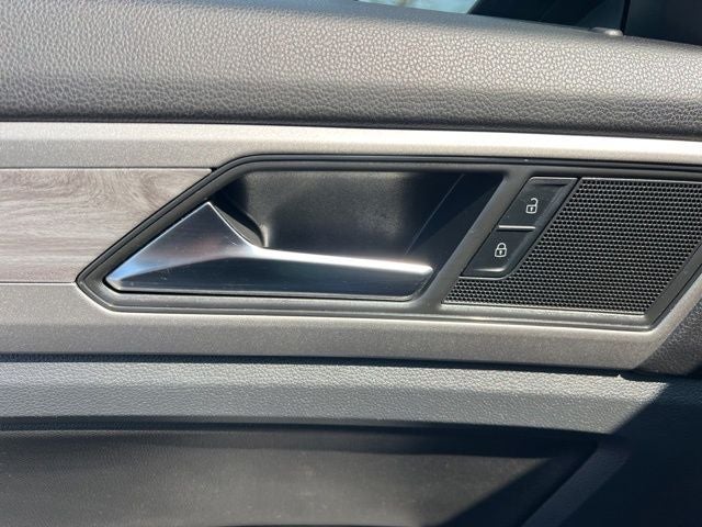 2020 Volkswagen Atlas Cross Sport 3.6L V6 SE w/Technology 4Motion