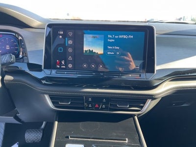 2024 Volkswagen Atlas Cross Sport 2.0T SE w/Technology