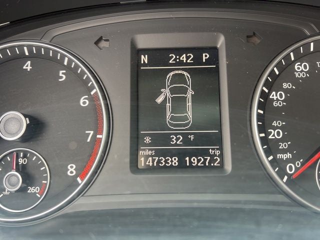 2012 Volkswagen Passat V6 SE