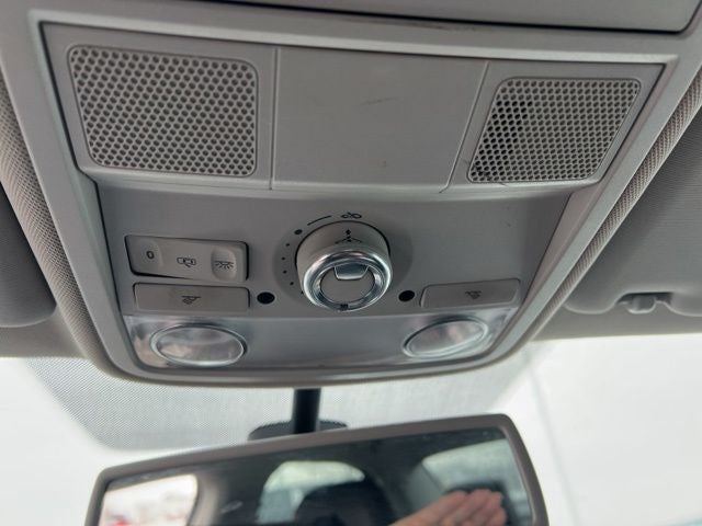 2012 Volkswagen Passat V6 SE