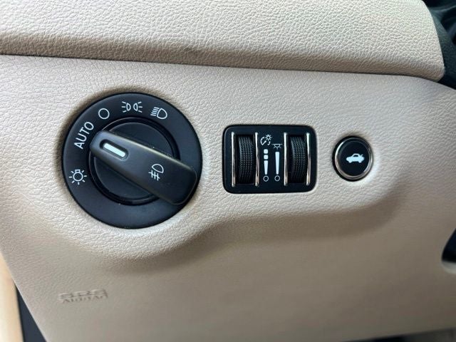2012 Chrysler 300 Limited