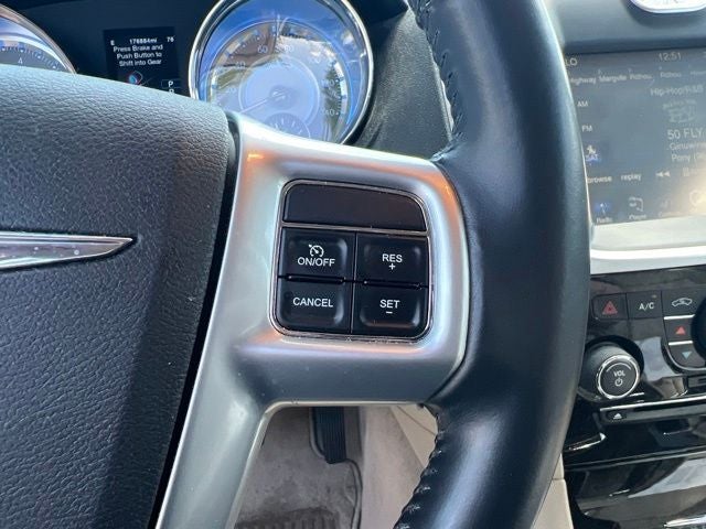 2012 Chrysler 300 Limited