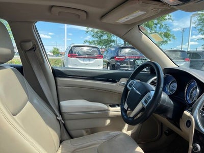 2012 Chrysler 300 Limited