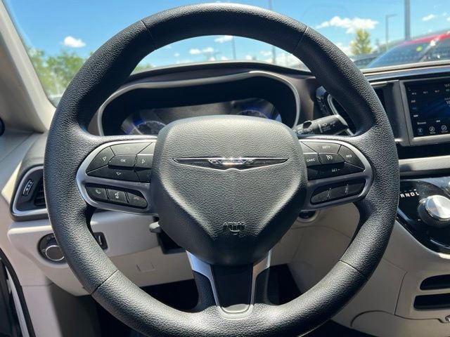 2020 Chrysler Voyager LXI