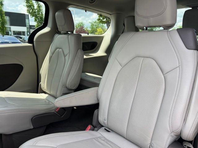 2020 Chrysler Pacifica Touring L Plus