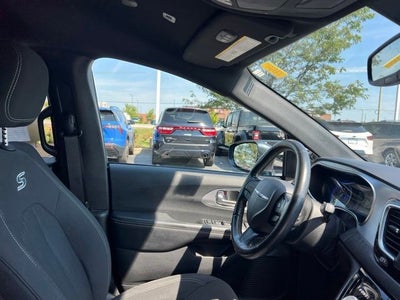 2019 Chrysler Pacifica Touring Plus