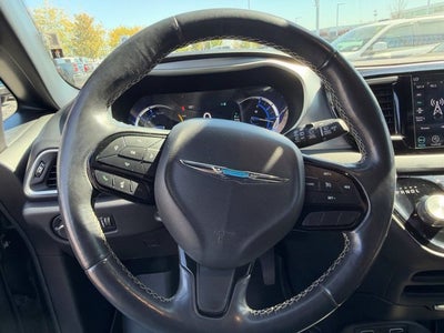 2020 Chrysler Pacifica Hybrid Touring L