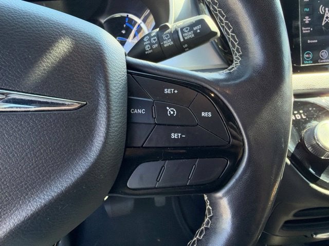 2020 Chrysler Pacifica Hybrid Touring L