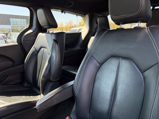 2020 Chrysler Pacifica Hybrid Touring L
