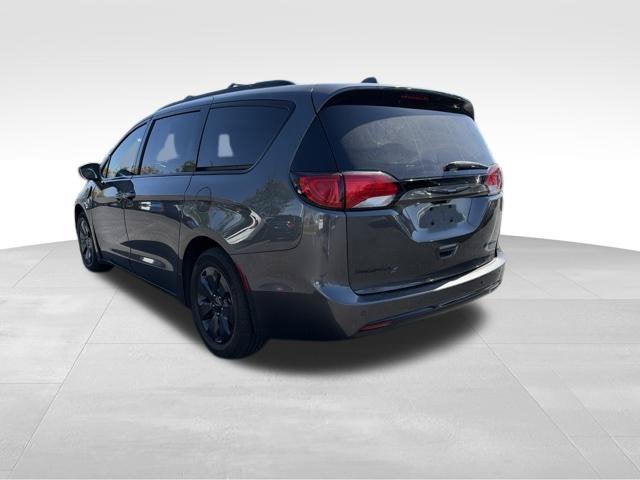 2020 Chrysler Pacifica Hybrid Touring L