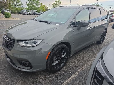 2021 Chrysler Pacifica Touring L