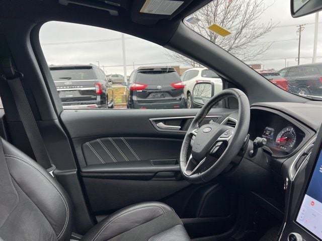 2022 Ford Edge ST