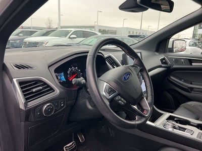 2022 Ford Edge ST