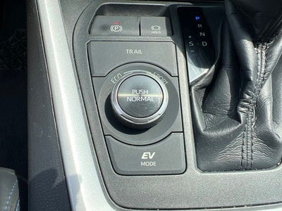 2020 Toyota RAV4 Hybrid XSE