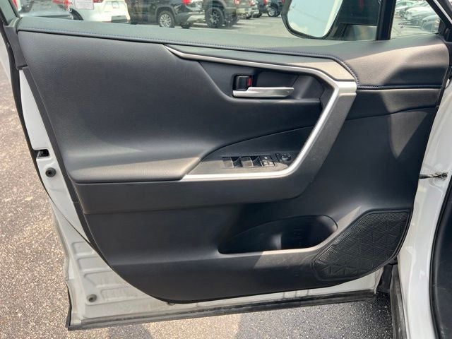 2020 Toyota RAV4 Hybrid XSE