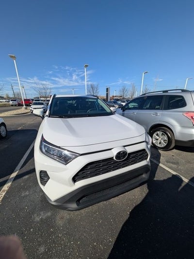 2020 Toyota RAV4 XLE